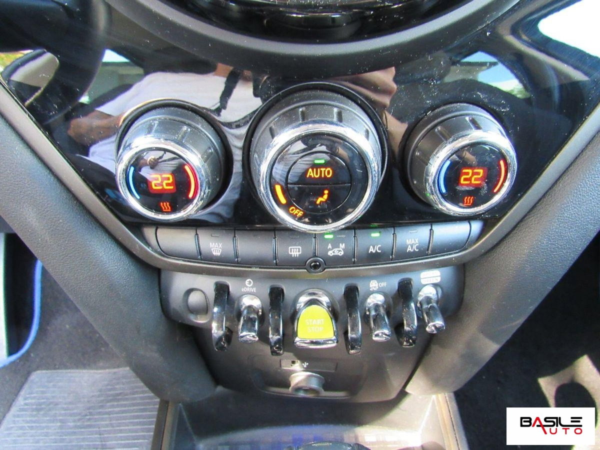 MINI Mini Countryman E Blackyard (12)