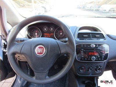 Fiat Punto 1.3 MJT II 75 CV 5 porte Street (8)