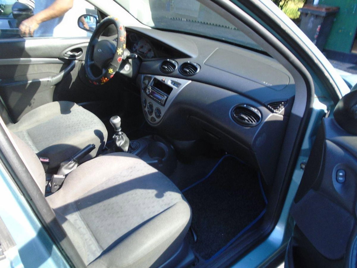 Ford Focus 1.8 TDCi (100CV) cat 5p. Zetec (12)
