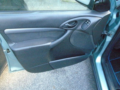 Ford Focus 1.8 TDCi (100CV) cat 5p. Zetec (7)
