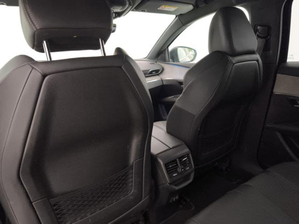 Peugeot 3008 BlueHDi 130 S&S EAT8 GT Pack (19)