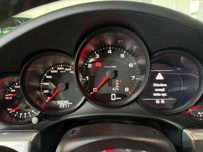 Porsche 911 Coupé 3.0 Carrera 4 (17)