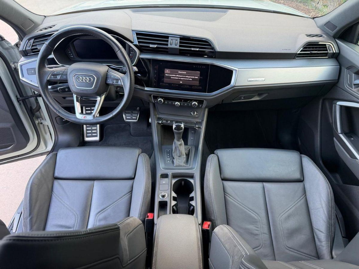 Audi Q3 Sportback 35 TDI quattro S tronic S line edition (10)