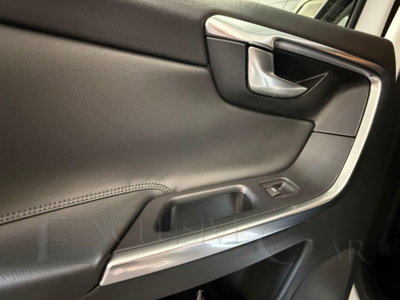 Volvo XC60 D4 AWD Momentum (15)
