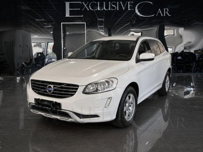 Volvo XC60 D4 AWD Momentum (3)
