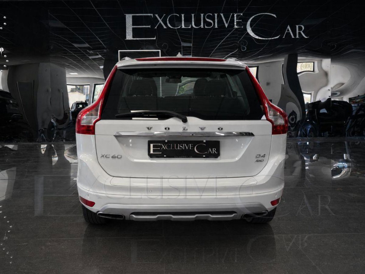 Volvo XC60 D4 AWD Momentum (4)