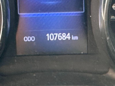 Toyota Auris Station Wagon 1.8 Hybrid Lounge (13)
