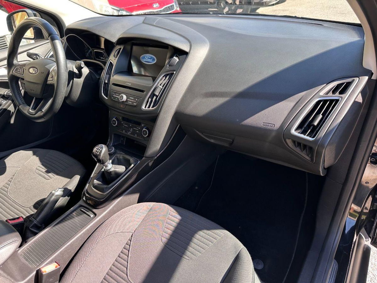Ford Focus Station Wagon 1.0 EcoBoost 125 CV Start&Stop SW Titanium (15)