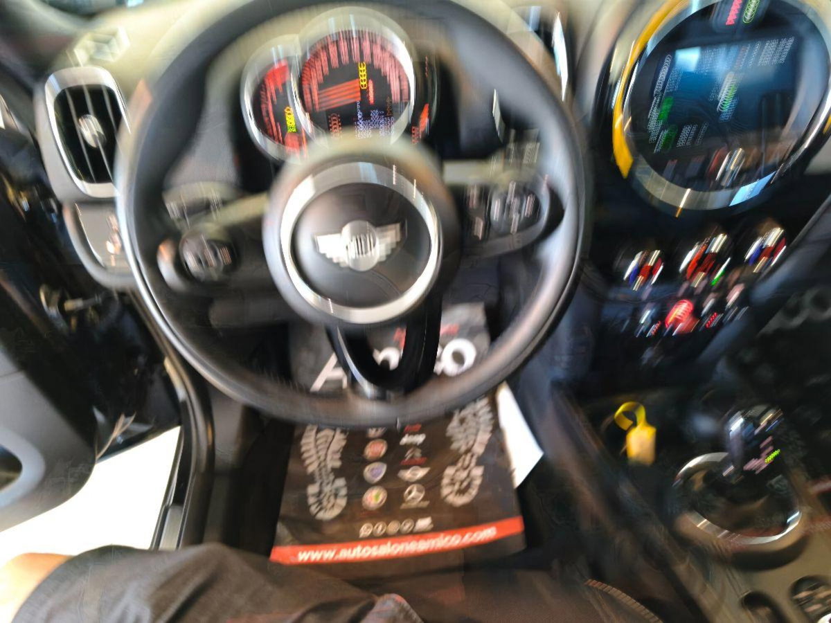 MINI Mini Countryman 2.0 Cooper D Business Countryman (11)