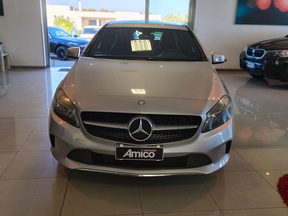 Mercedes-Benz Classe A 180 d Automatic Sport (2)