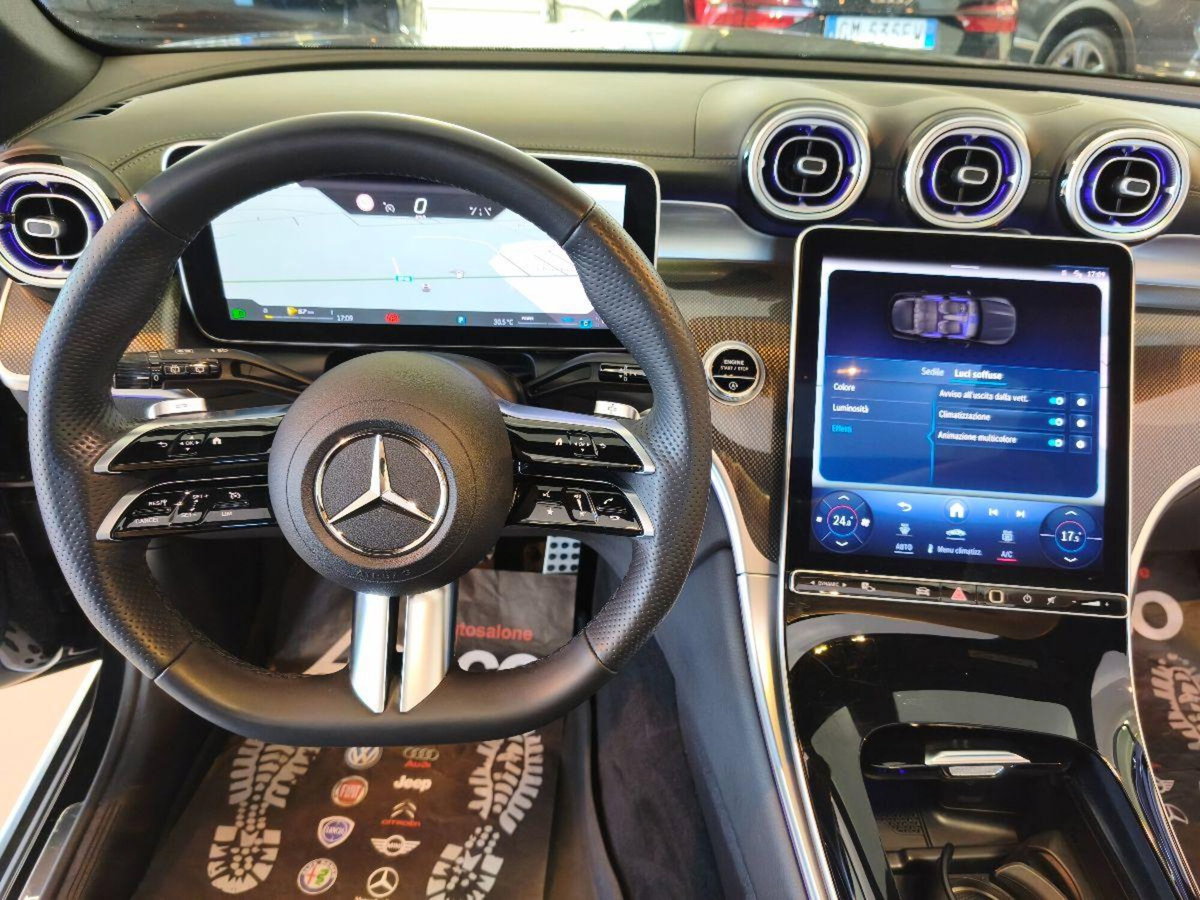 Mercedes-Benz GLC SUV 220 d AMG Line Premium Plus 4matic auto (17)