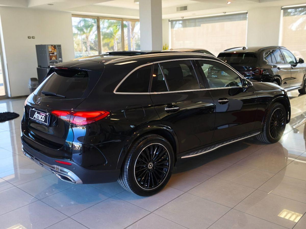 Mercedes-Benz GLC SUV 220 d AMG Line Premium Plus 4matic auto (5)