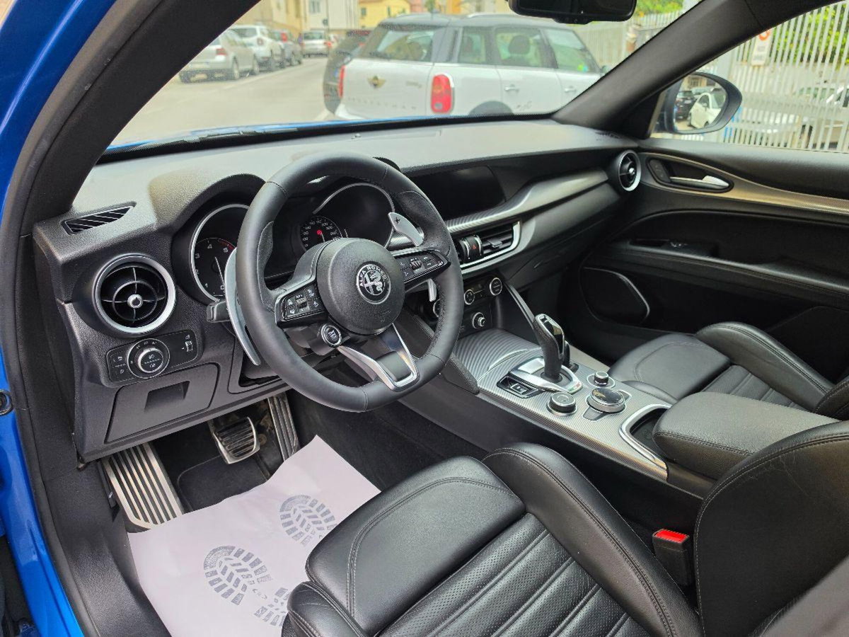 Alfa Romeo Stelvio Stelvio 2.2 Turbodiesel 210 CV AT8 Q4 Veloce Tì (14)
