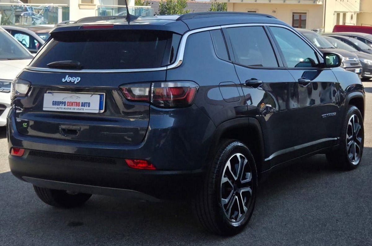 Jeep Compass 1.5 Turbo T4 130CV MHEV 2WD Limited (5)