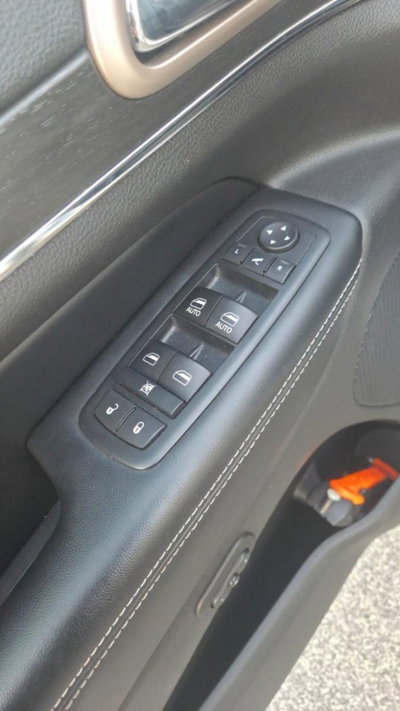 Jeep Grand Cherokee 3.0 V6 CRD 250 CV Multijet II Summit (20)