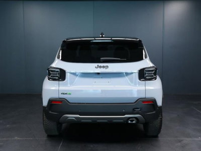 Jeep Avenger 1.2 turbo e-hybrid mhev Overland 4xe 145cv edct6 (4)