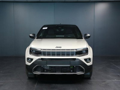 Jeep Avenger 1.2 turbo e-hybrid mhev Overland 4xe 145cv edct6 (2)