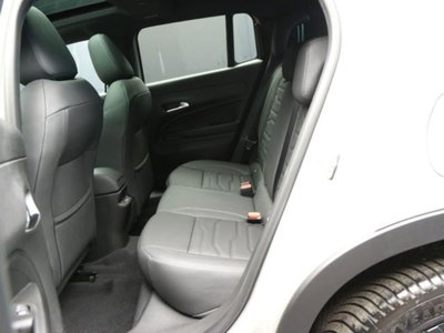 Jeep Avenger 1.2 turbo e-hybrid mhev Overland 4xe 145cv edct6 (8)