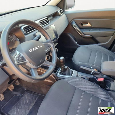Dacia Duster 1.0 TCe GPL 4x2 Journey (9)