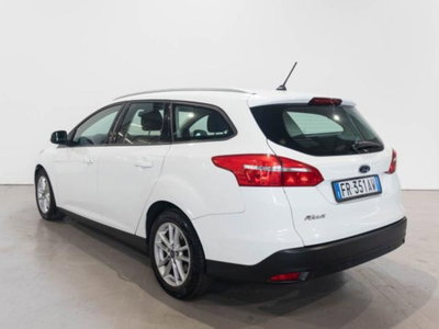 Ford Focus Station Wagon 1.5 TDCi 120 CV Start&Stop SW ST Line (2)