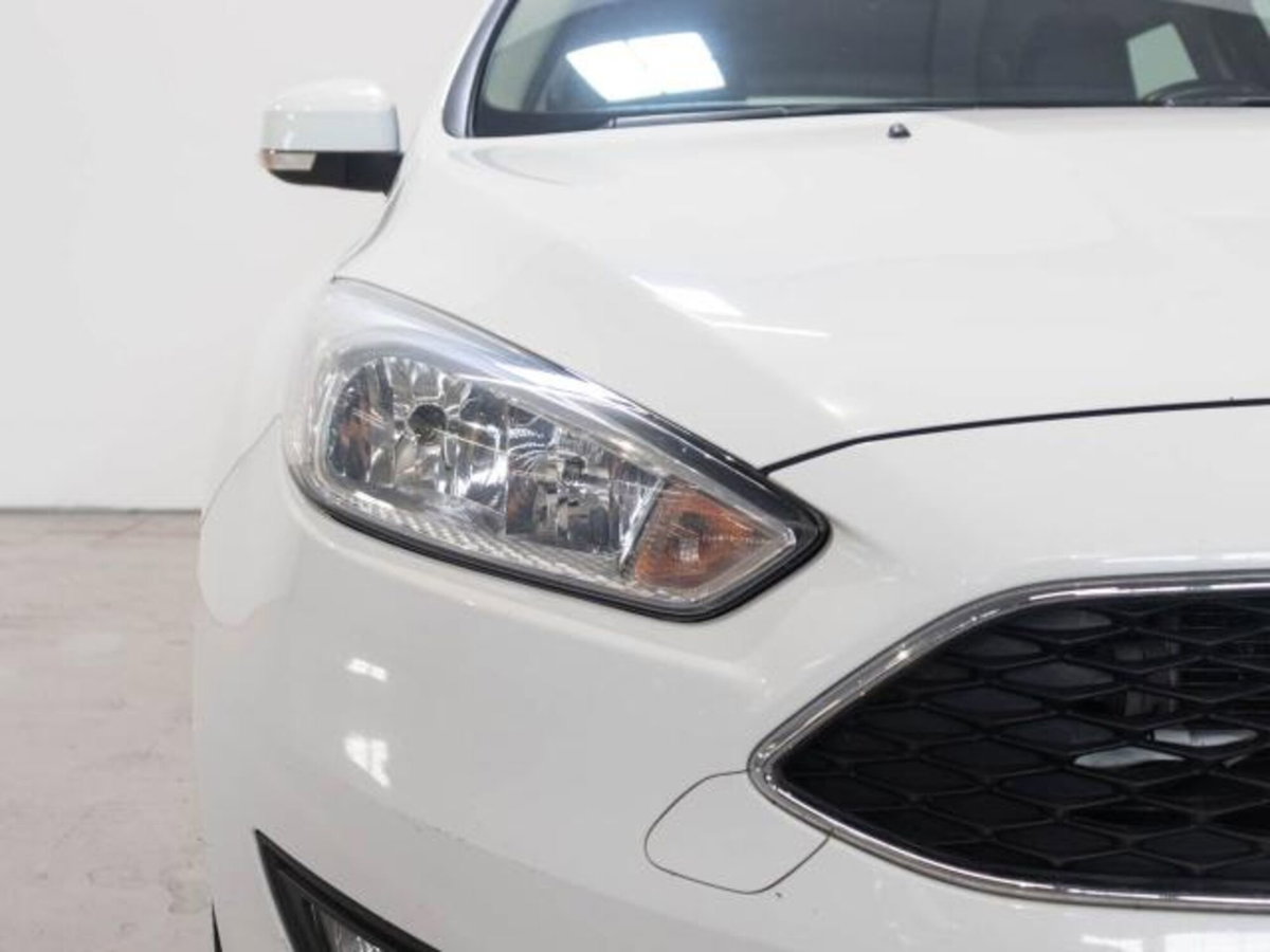 Ford Focus Station Wagon 1.5 TDCi 120 CV Start&Stop SW ST Line (8)