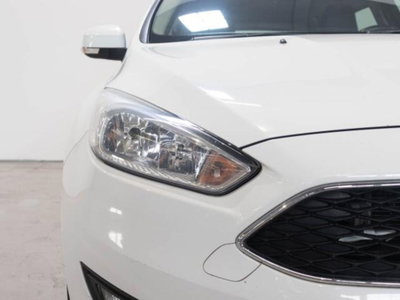 Ford Focus Station Wagon 1.5 TDCi 120 CV Start&Stop SW ST Line (8)