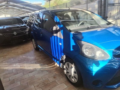 Toyota Aygo 1.0 12V VVT-i 5 porte Active (6)