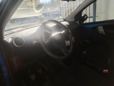 Toyota Aygo 1.0 12V VVT-i 5 porte Active (8)