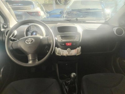 Toyota Aygo 1.0 12V VVT-i 5 porte Active (9)