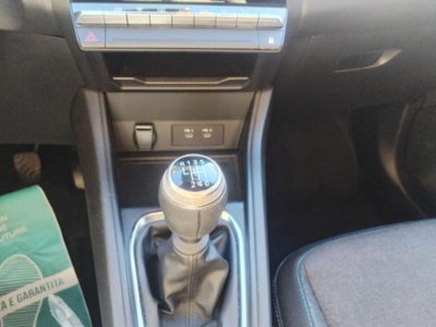 Renault Captur TCe 100 CV GPL FAP Zen (13)