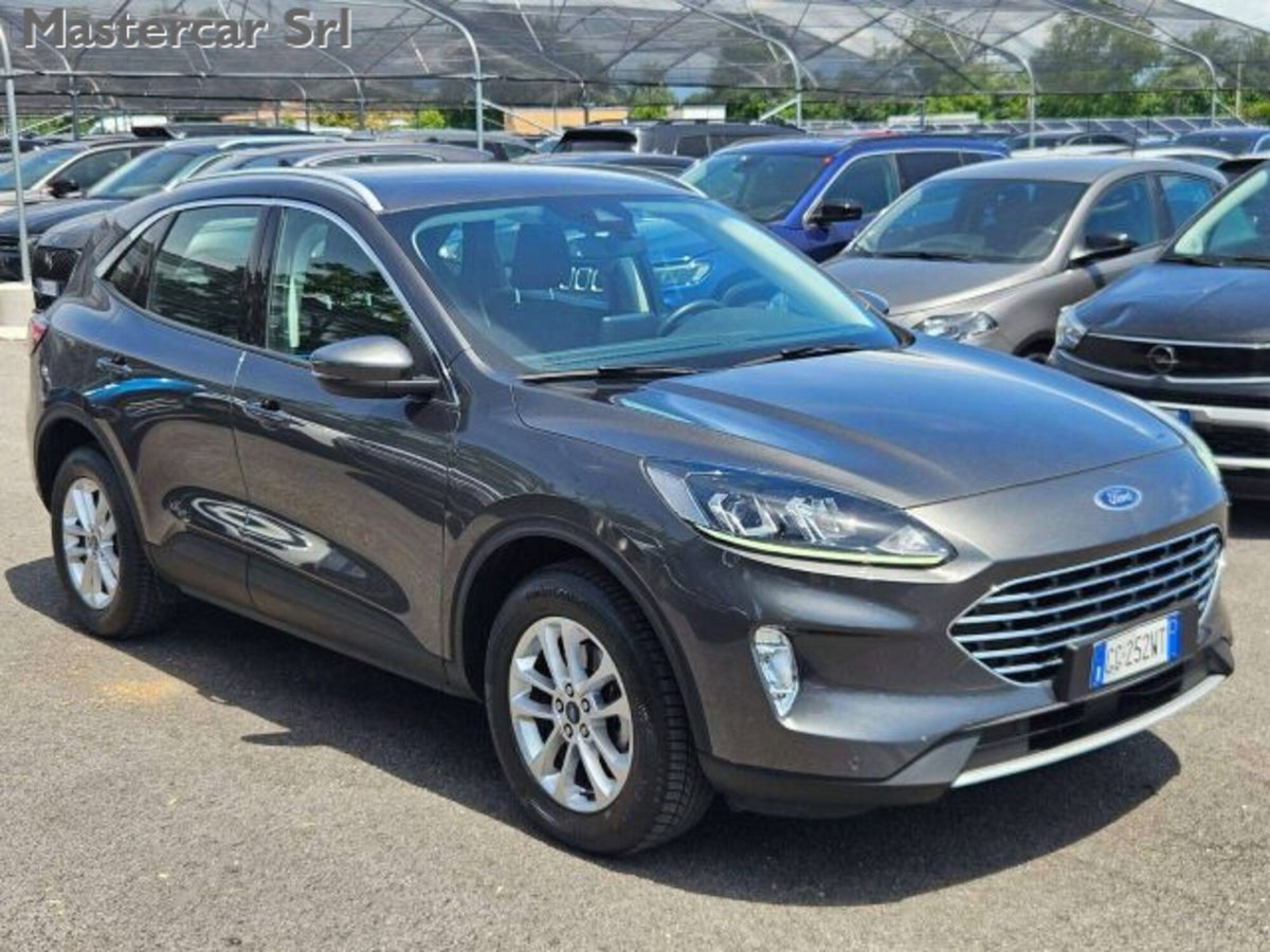 Ford Kuga 2.0 EcoBlue Hybrid 150 CV 2WD Titanium (3)