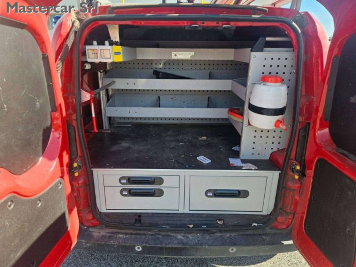 Fiat Fiorino 1.3 MJT 95CV Furgone (14)