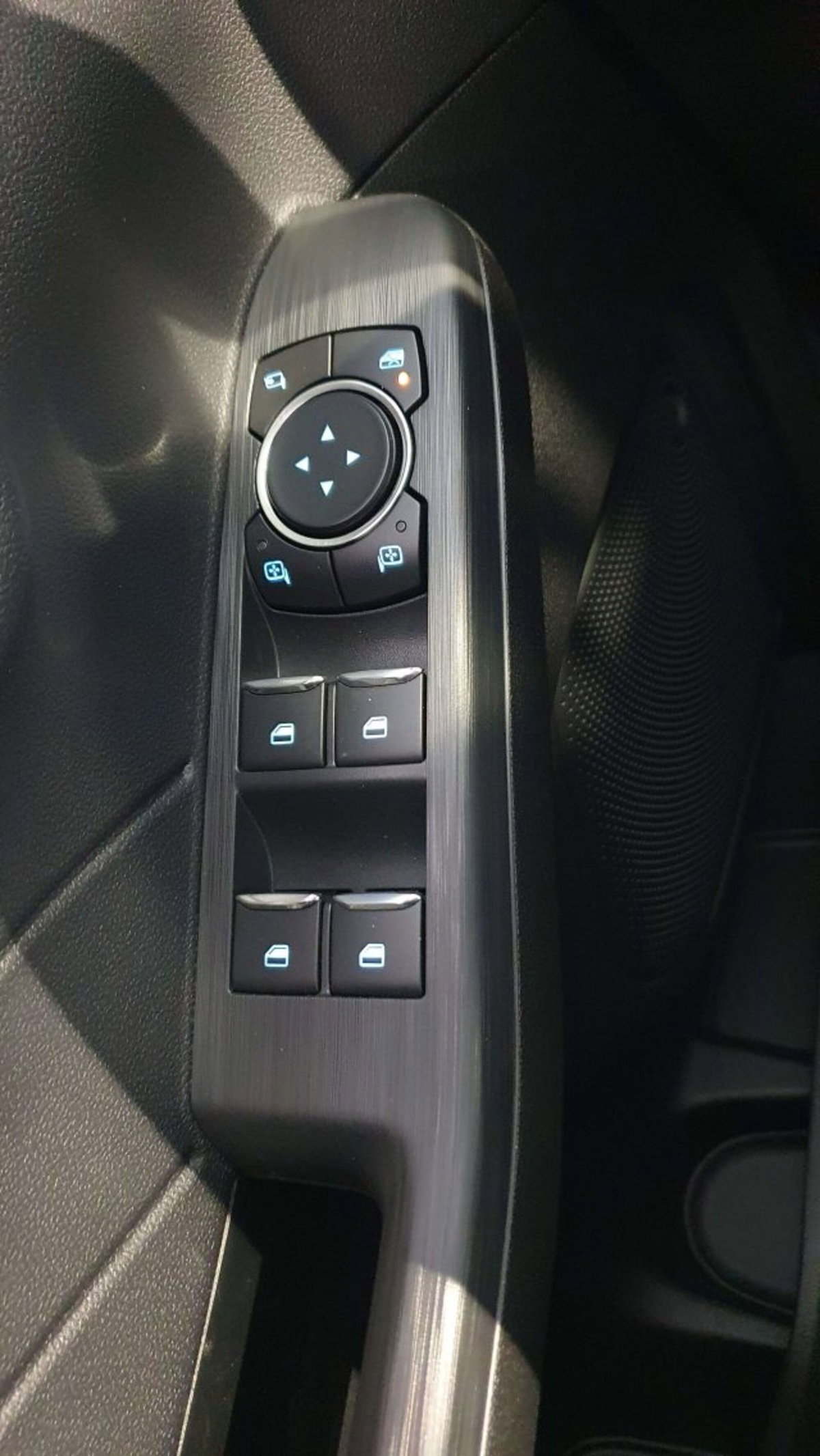 Ford Kuga 2.5 Full Hybrid 190 CV CVT AWD ST-Line Design (14)