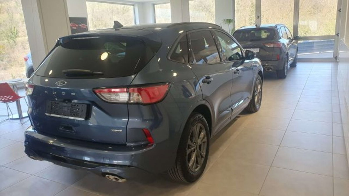 Ford Kuga 2.5 Full Hybrid 190 CV CVT AWD ST-Line Design (4)