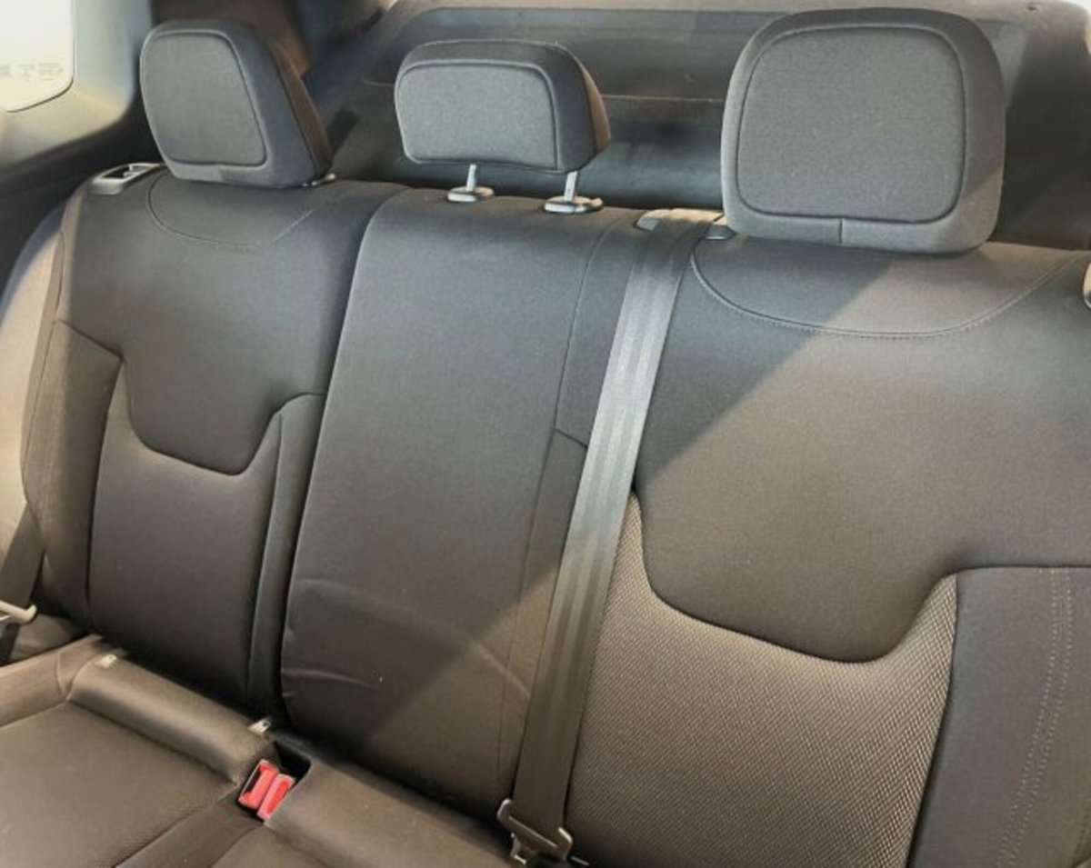 Jeep Renegade 1.0 T3 Sport (11)