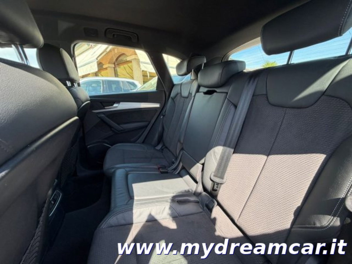 Audi Q5 40 TDI quattro S tronic Sport (18)