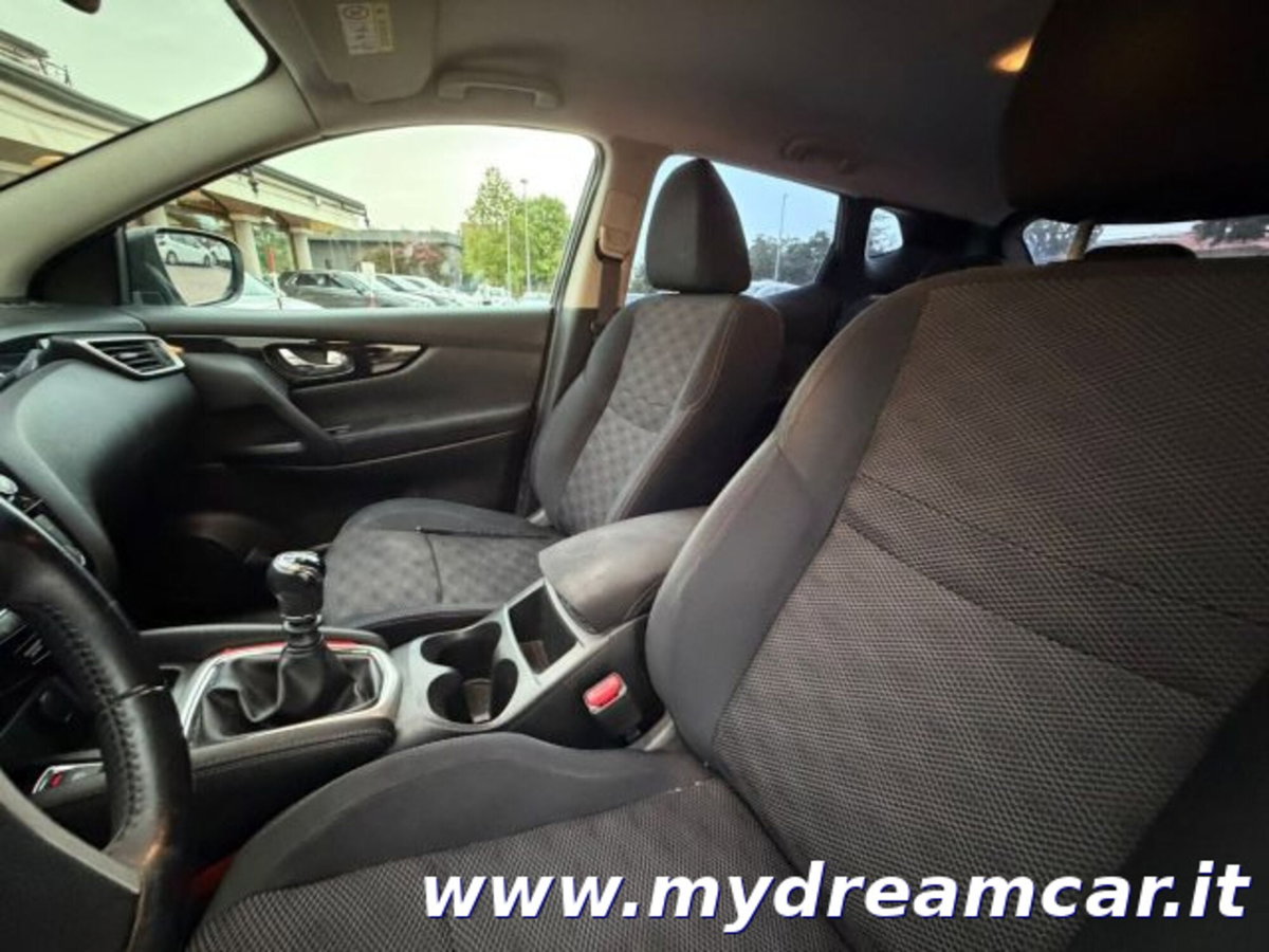 Nissan Qashqai 1.5 dCi DPF Acenta (9)