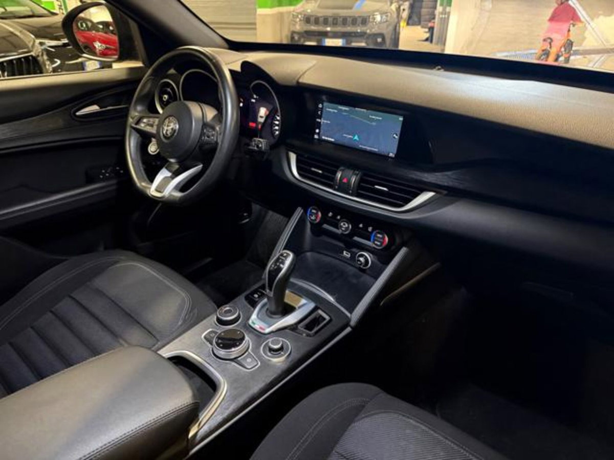 Alfa Romeo Stelvio Stelvio 2.2 Turbodiesel 190 CV AT8 Q4 B-Tech (11)