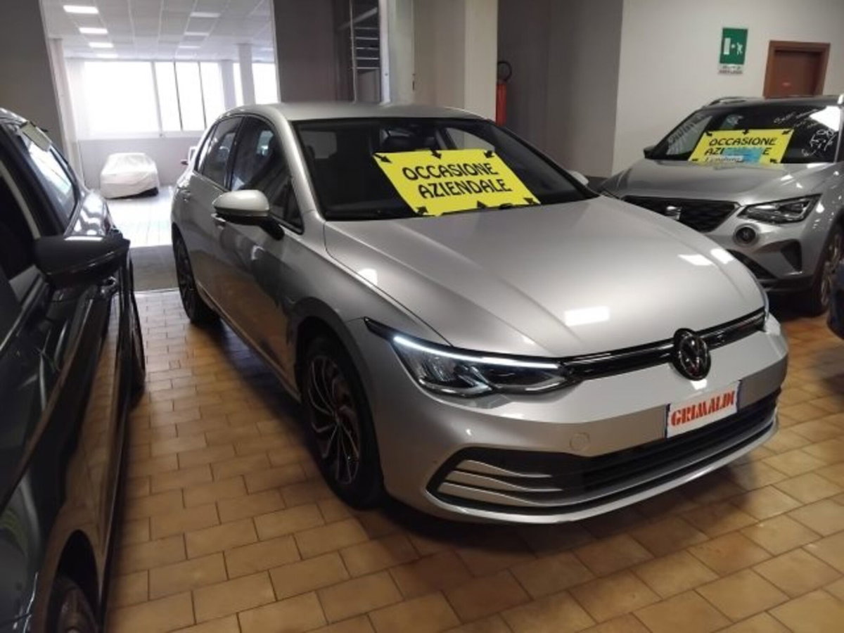 Volkswagen Golf Variant 1.0 eTSI EVO DSG Life