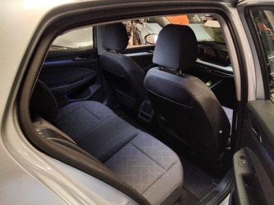 Volkswagen Golf Variant 1.0 eTSI EVO DSG Life (10)