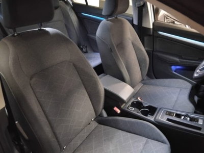 Volkswagen Golf Variant 1.0 eTSI EVO DSG Life (13)