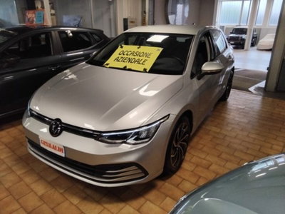 Volkswagen Golf Variant 1.0 eTSI EVO DSG Life (3)