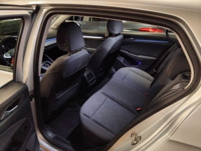 Volkswagen Golf Variant 1.0 eTSI EVO DSG Life (7)