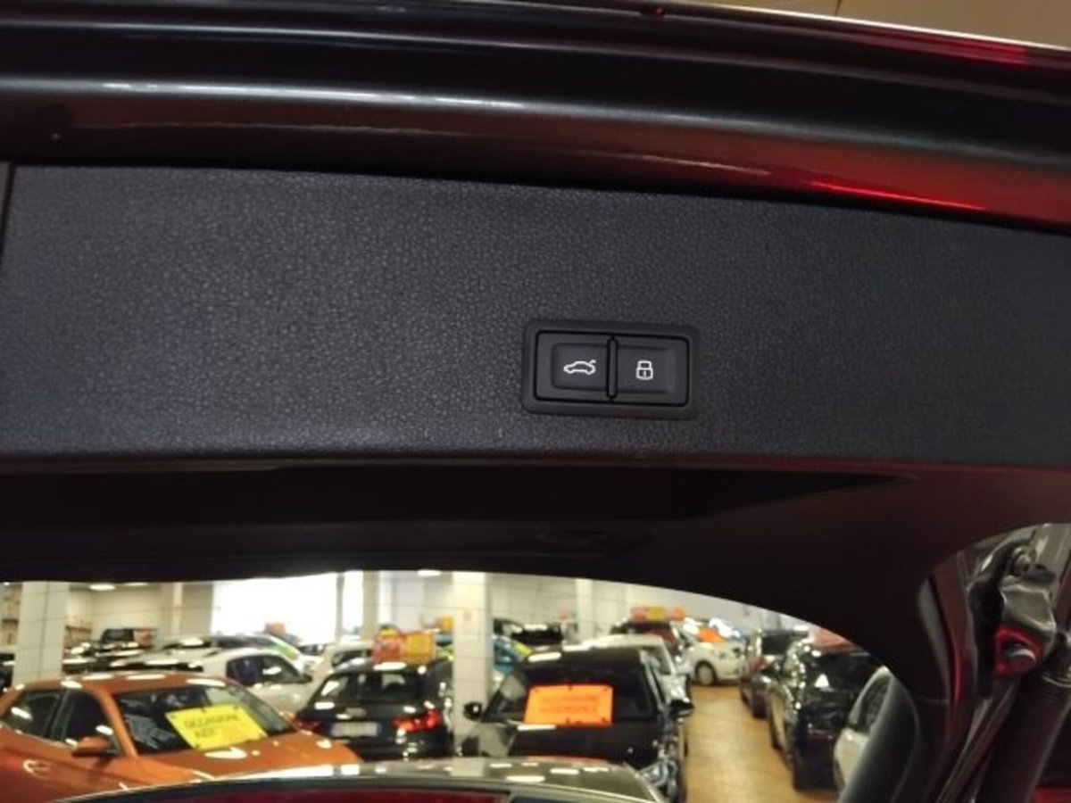 Audi Q2 Q2 30 TDI S tronic S line Edition (9)