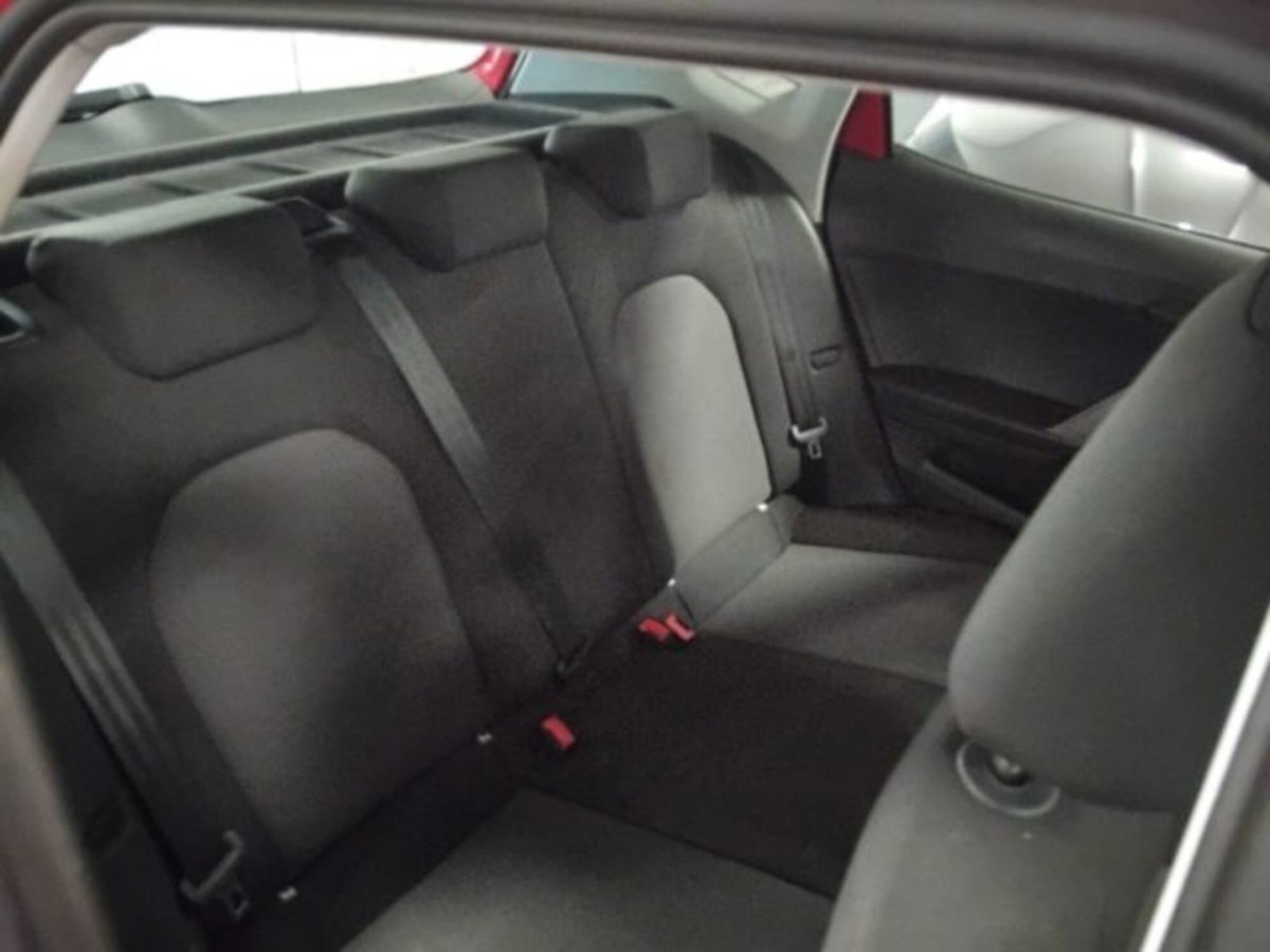 SEAT Arona 1.0 TGI Reference (10)