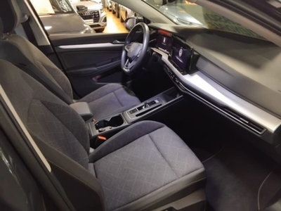 Volkswagen Golf Variant 1.0 eTSI EVO DSG Life (12)