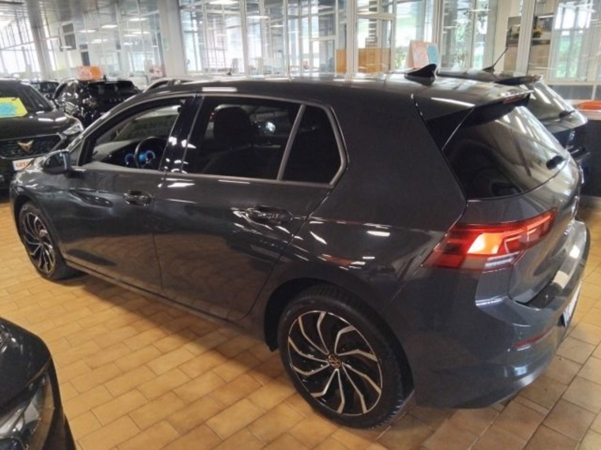 Volkswagen Golf Variant 1.0 eTSI EVO DSG Life (4)