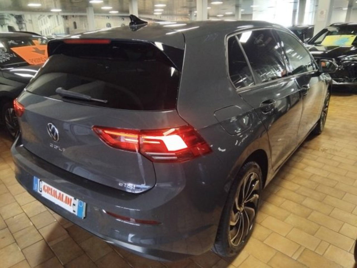 Volkswagen Golf Variant 1.0 eTSI EVO DSG Life (6)