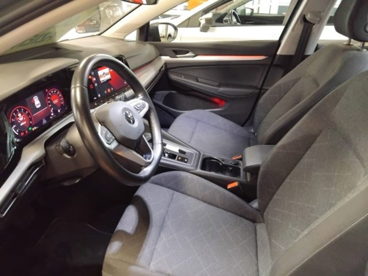 Volkswagen Golf 1.0 eTSI EVO DSG Life (12)