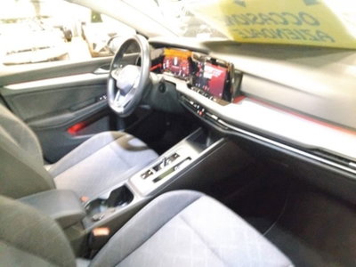 Volkswagen Golf 1.0 eTSI EVO DSG Life (16)